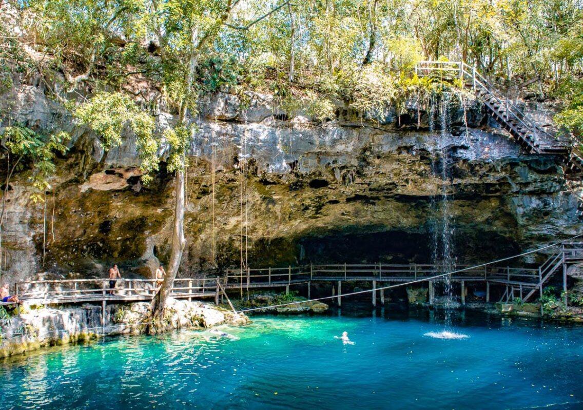 X’Canché à Ek Balam : un superbe cénoté au milieu des ruines mayas