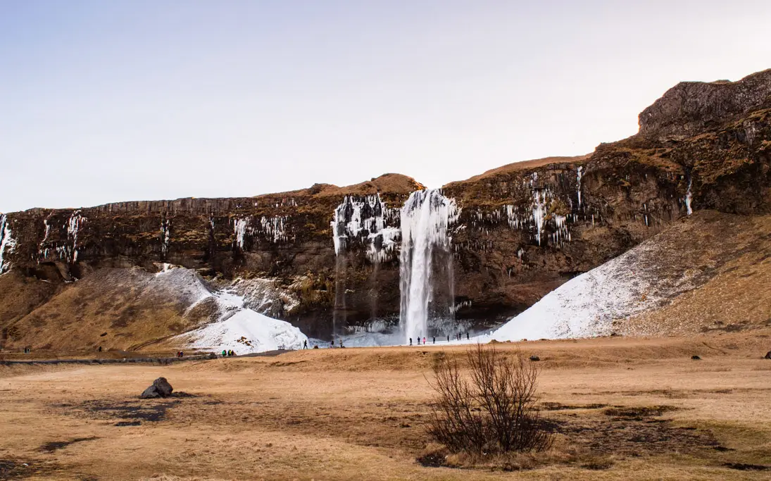 cascade seljalandsfoss