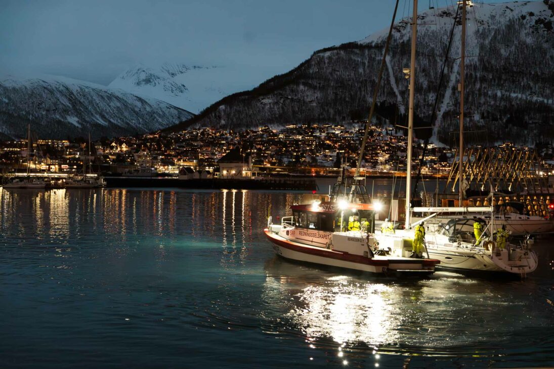 pêcheurs dans le port de Tromso