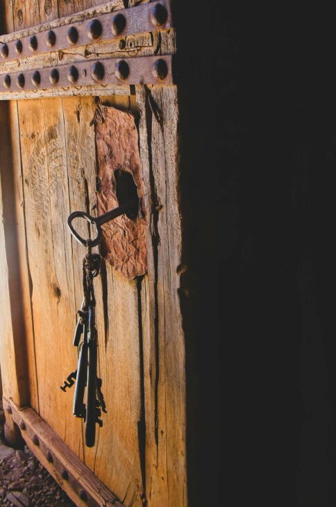 clé ancienne sur une porte berbère