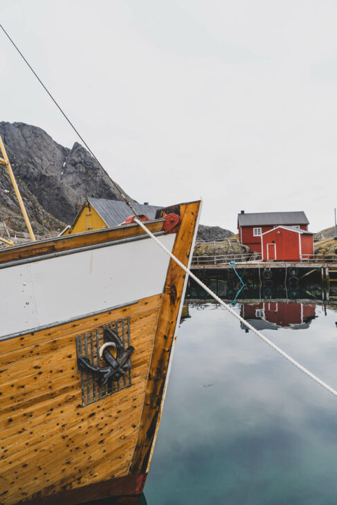 avant de bateau en bois à nusfjord