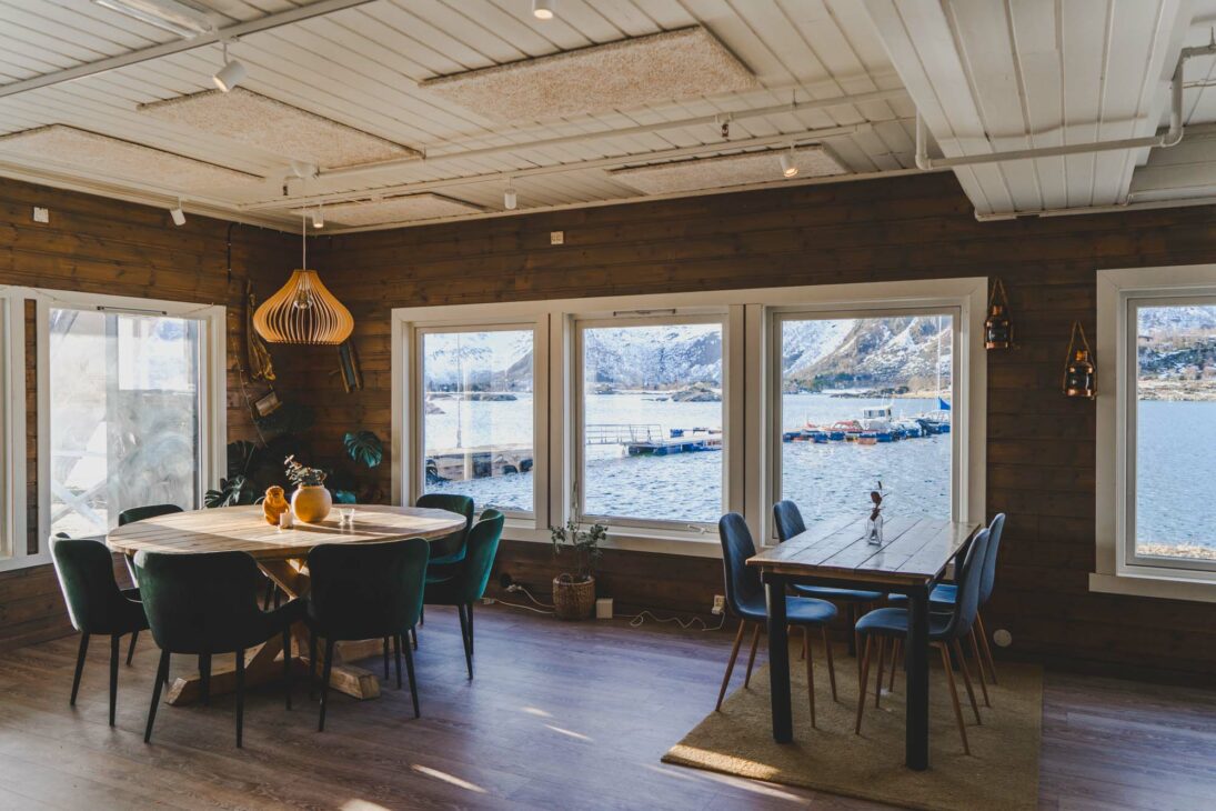 restaurant du skarungen avec vue sur le fjord